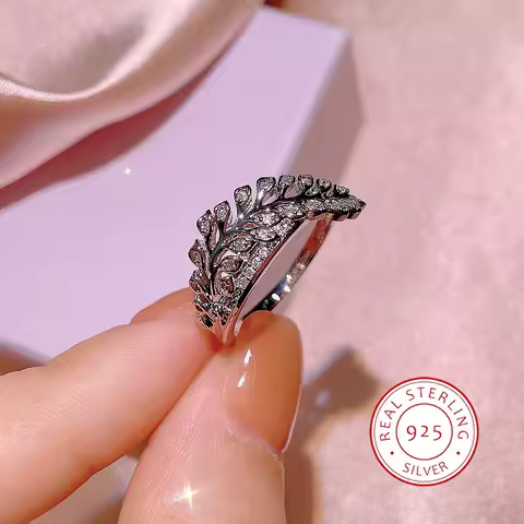 2024 New 925 Silver Exquisite Feather Opening Ring Finger Ring Clear Zircon Rings Fine Female Fashion Jewelry fine jewelry