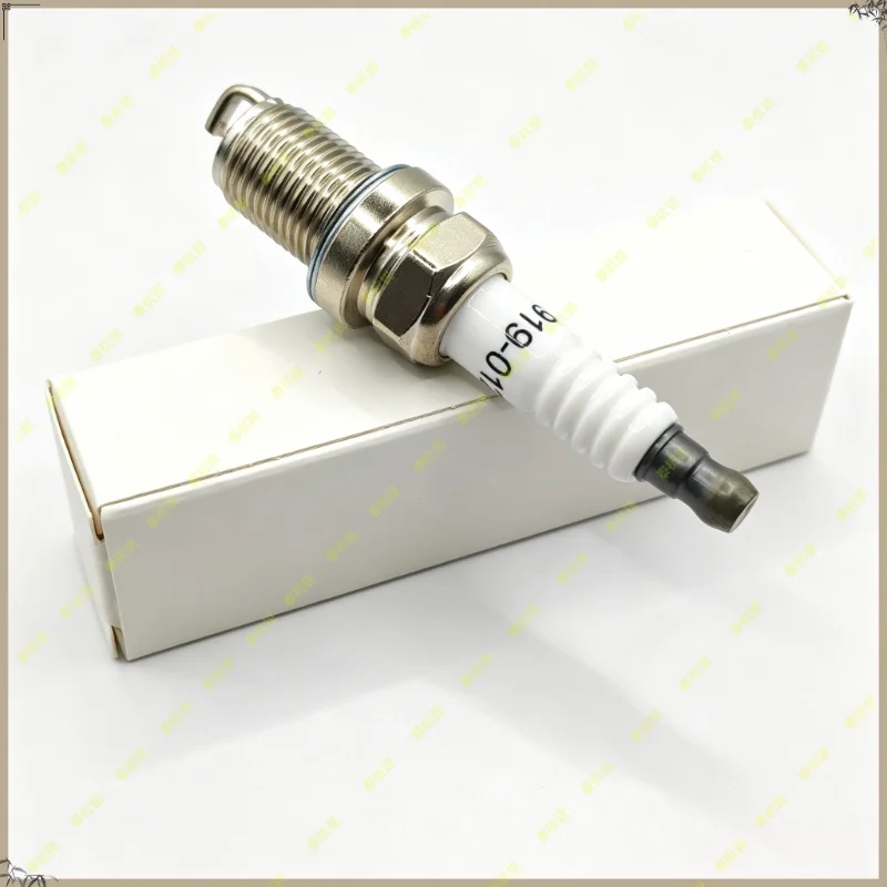 BKR6E 6962 4Pcs  Car Spark Plug For RENAULT CLIO DUSTER LAGUNA KANGOO KANGOO KANGOO SCÉNIC THALIA HYUNDAI TUCSON I30 KIA CERATO