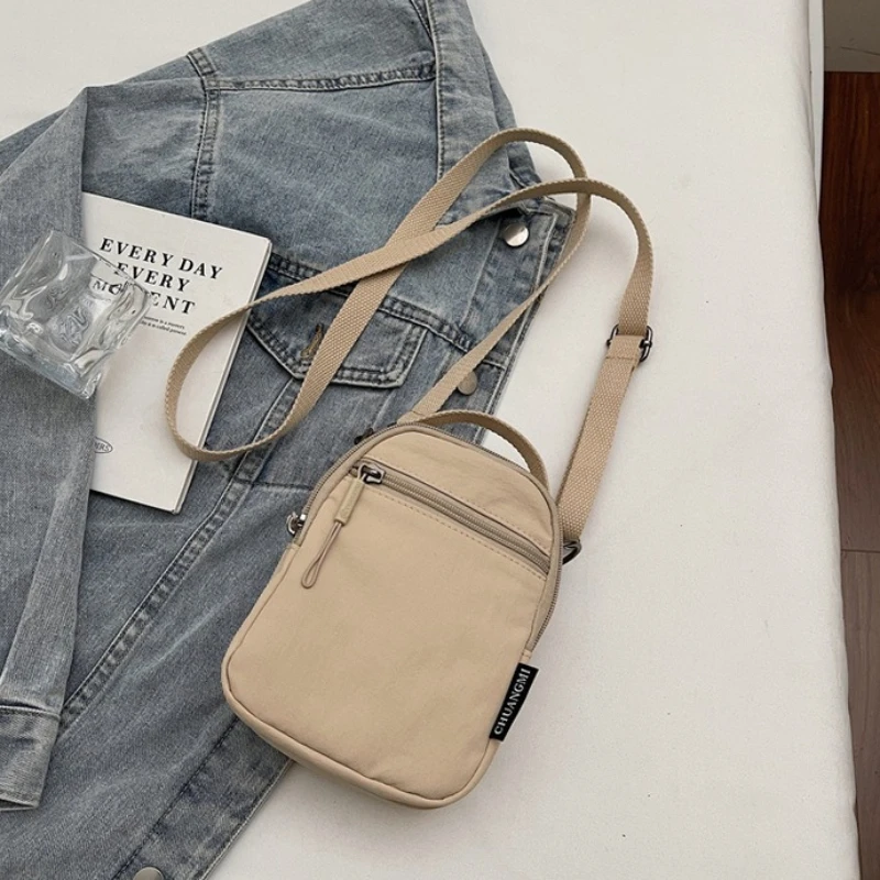 New Mini Shoulder Crossbody Bag Women Lightweight Multi Pocket Small Square Bag Portable Mobile Wallet for Outdoor Use Unisex view 3