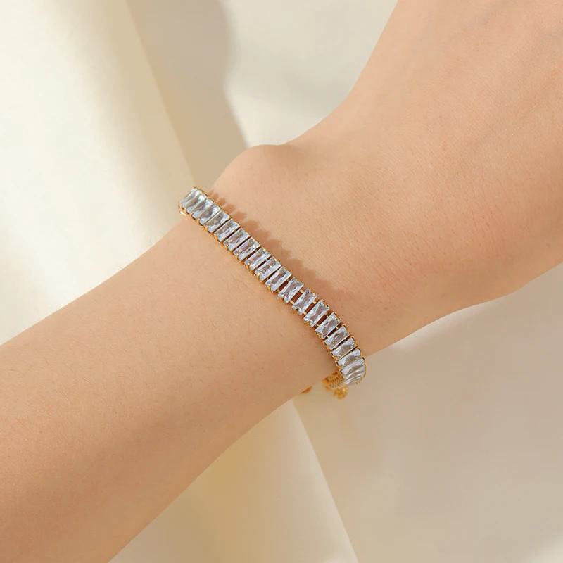EILIECK 316L Edelstahl Mode-Armreif für Frauen, Exquisite Goldene Metall-Textur, Wasserdichter Schmuck, Strandgeschenk für Mädchen – Detail 8