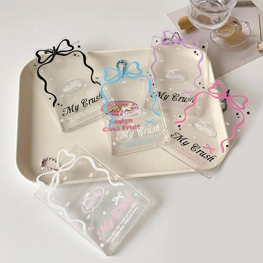 Porta carte Bowknot Kpop Protezione per badge per studenti Porta carte per foto idol Protezione per carte con ciondolo per zaino in acrilico trasparente