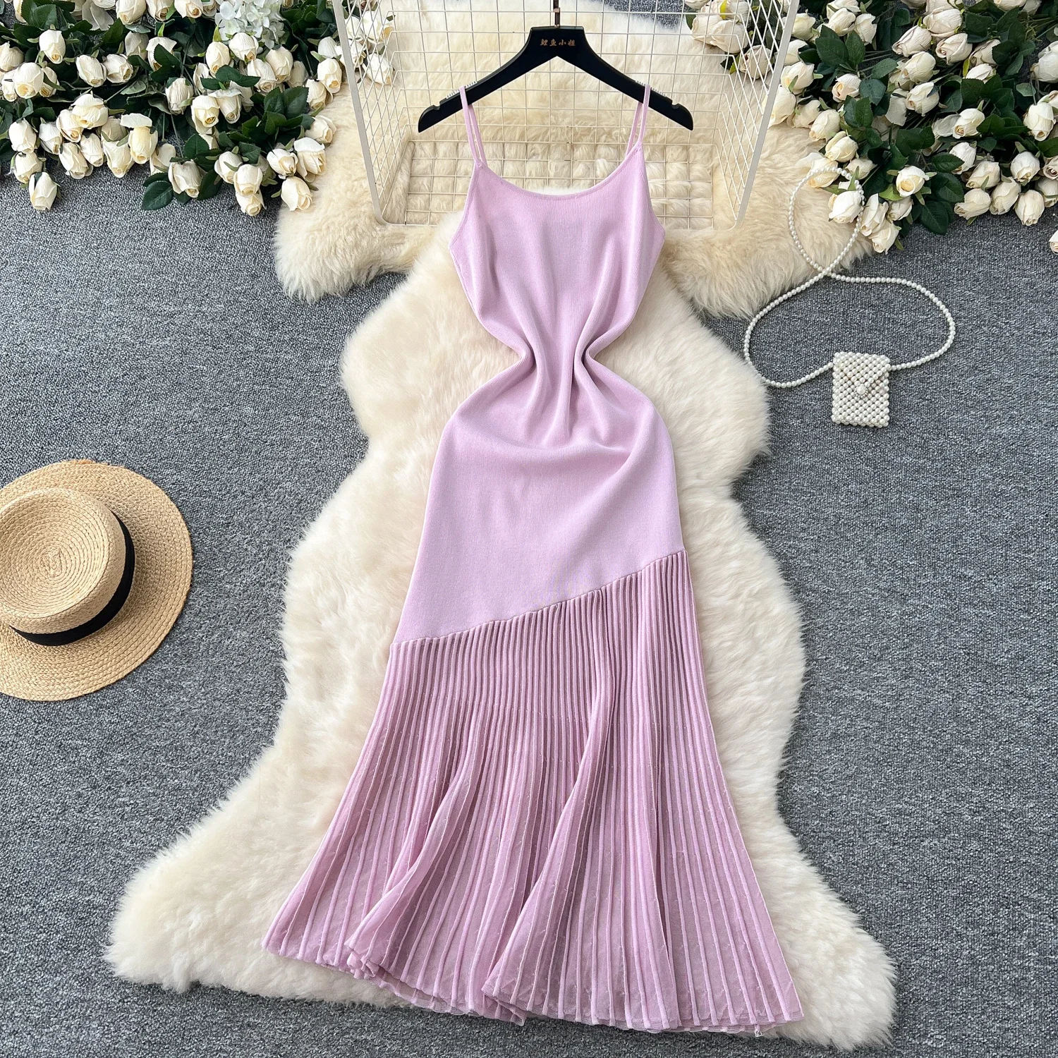 2023 neue Sommer Unregelmäßigen Strand Langes Kleid Frauen Strap Ärmellose Elastische Patchwork Solide Strick Party Sommerkleid Maxi Langes Kleid