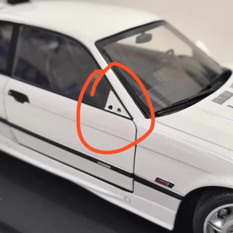 عيب الطلاء سوليدو 1/18 مقياس M3 E36 كوبيه 1995 سبيكة سيارة نموذج جمع عرض لعبة الهدايا التذكارية