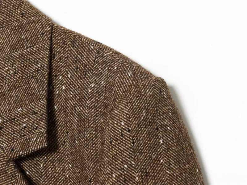 ملابس نسائية جديدة لخريف وشتاء 2025، سترة متعرجة مختلطة بسيطة وعصرية.