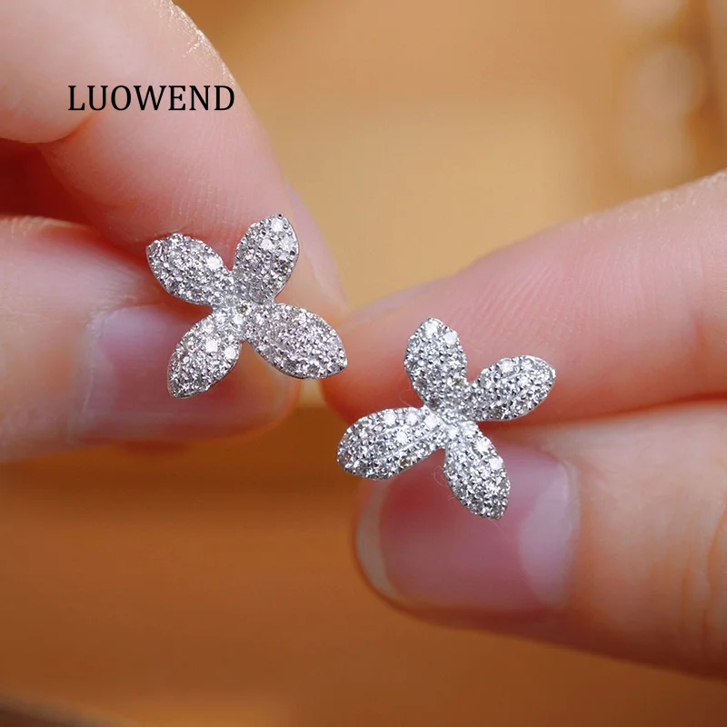 LUOWEND 100% 18K White Gold Earrings Luck Clover Design 0.70carat Real Natural Diamond Stud Earrings for Women Party Jewelry