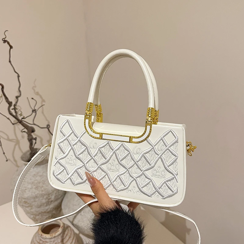 Borsa a tracolla da donna di marca di lusso Borsa a tracolla in pelle con tracolla popolare ed elegante per le signore alla moda