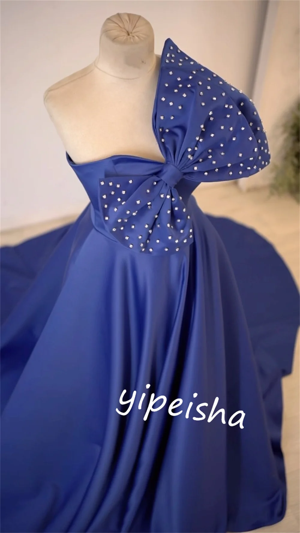 Customized Satin Bow Pearl Clubbing A-line Strapless Bespoke Occasion Gown Long Dresses