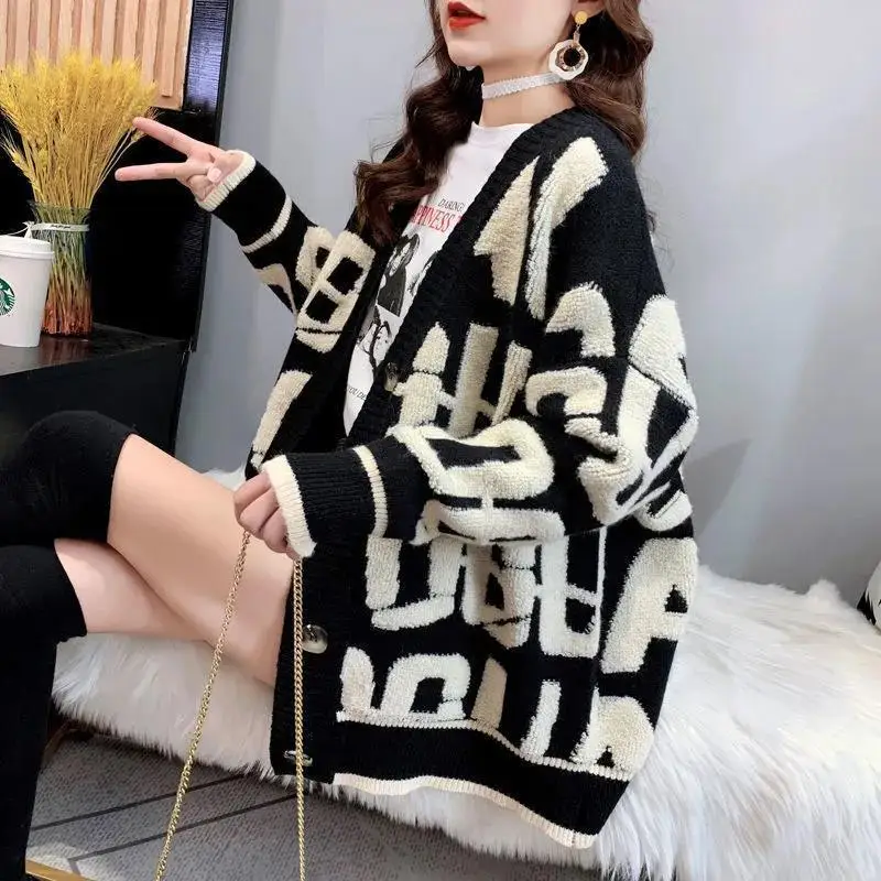 Westernized Thickened Sweater Cardigan Women's Autumn and Winter 2023 New Korean Versatile Loose Knitted Coat