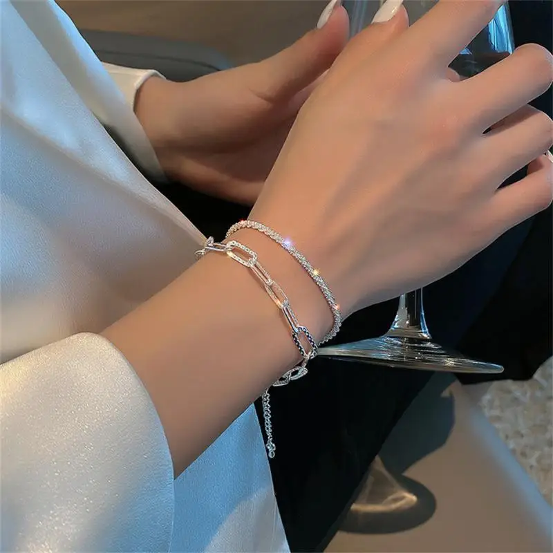 Light Luxury Fashionable Glittering Minimalist Shimmering Delicate Sparkling Chain Bracelet For Women Hand Accessory Shine