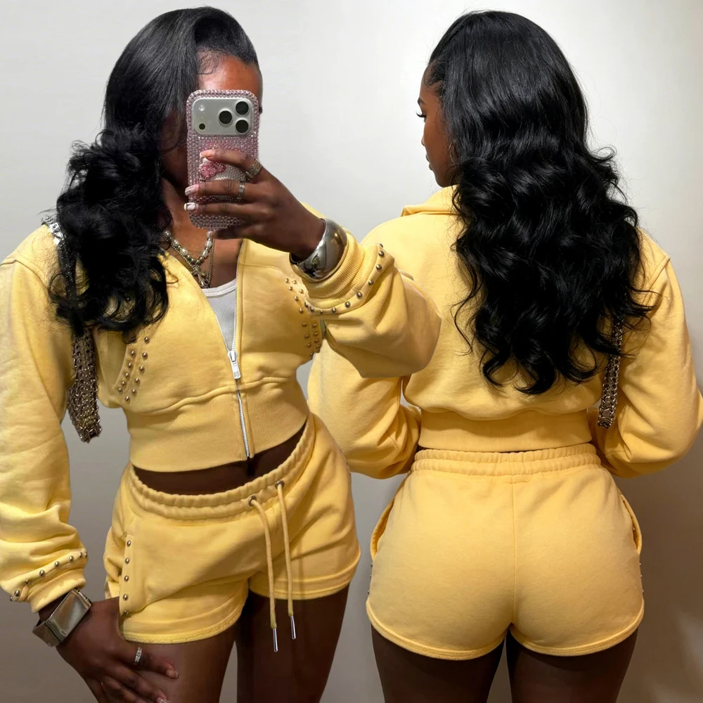 JENYAGE Gelbes, mit Nieten besetztes, kurz geschnittenes Shorts-Set mit Reißverschluss und Stehkragen für Damen, Y2K-Sweatshirt mit langen Ärmeln, hochtaillierter Trainingsanzug mit Kordelzug – Detail 2