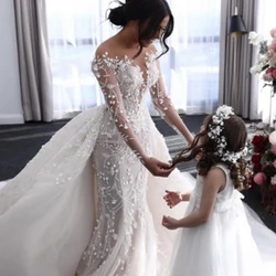 Abiti da sposa a sirena Treno staccabile Abiti in pizzo personalizzati Scollo a V Lunghezza pavimento Maniche lunghe Abito da sposa elegante da donna