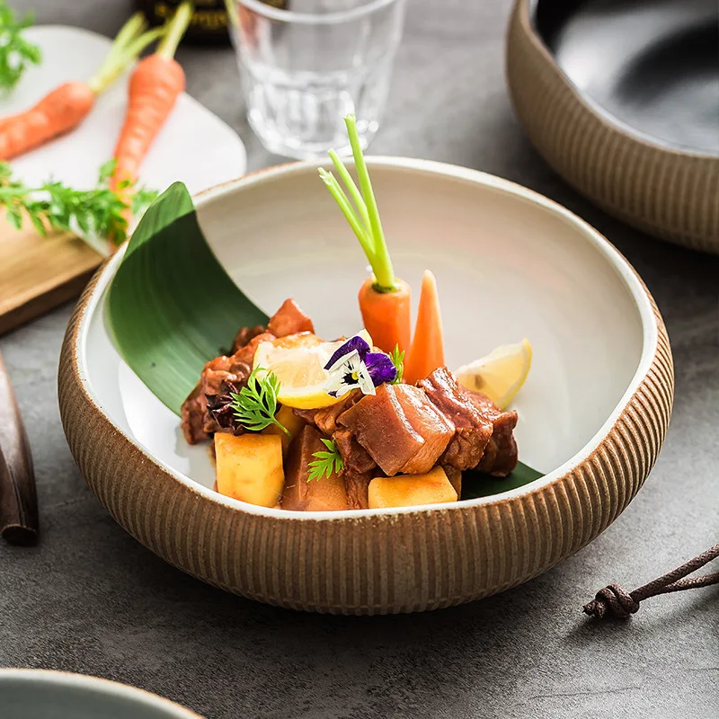 

Japanese Ceramic Restaurant Serving Bowls Irregular Deep Plate Soup and Pasta Bowls Creative Ramen and Salad Bowls for Dining