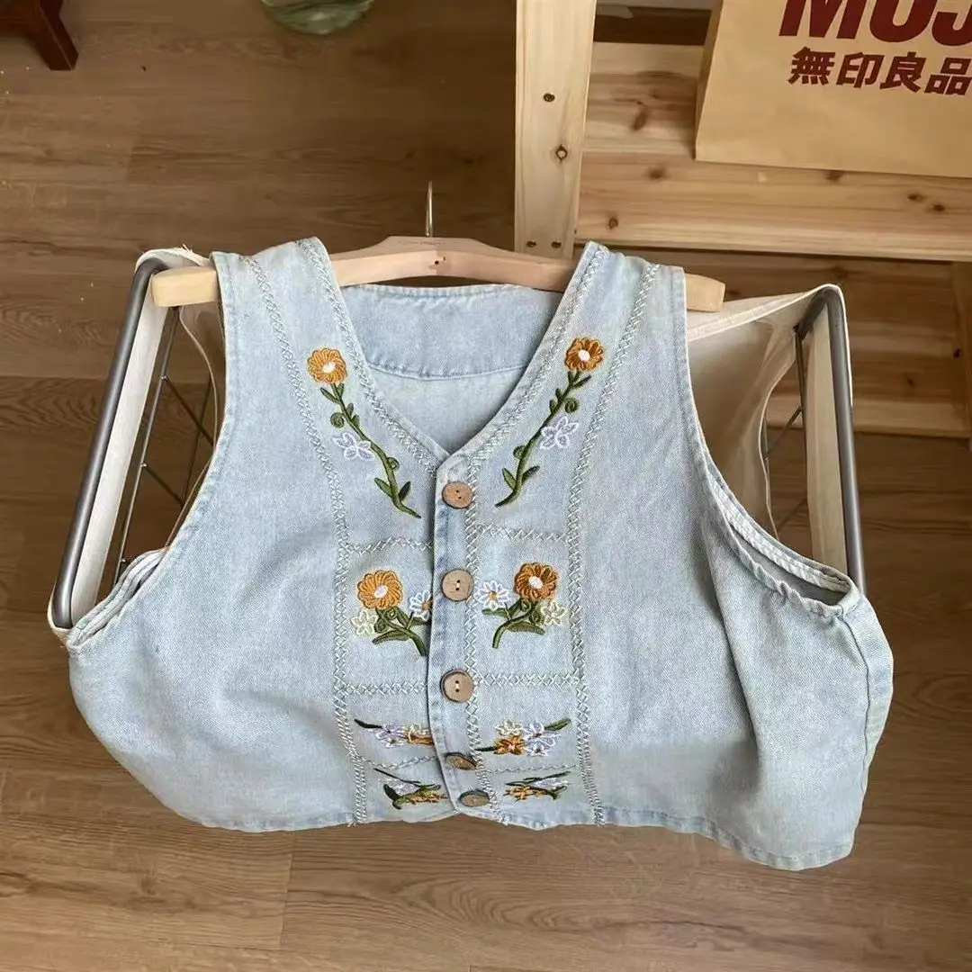 Denim Japanese vest retro embroidery 2025 spring and summer vest new design age-reducing top sleeveless loose