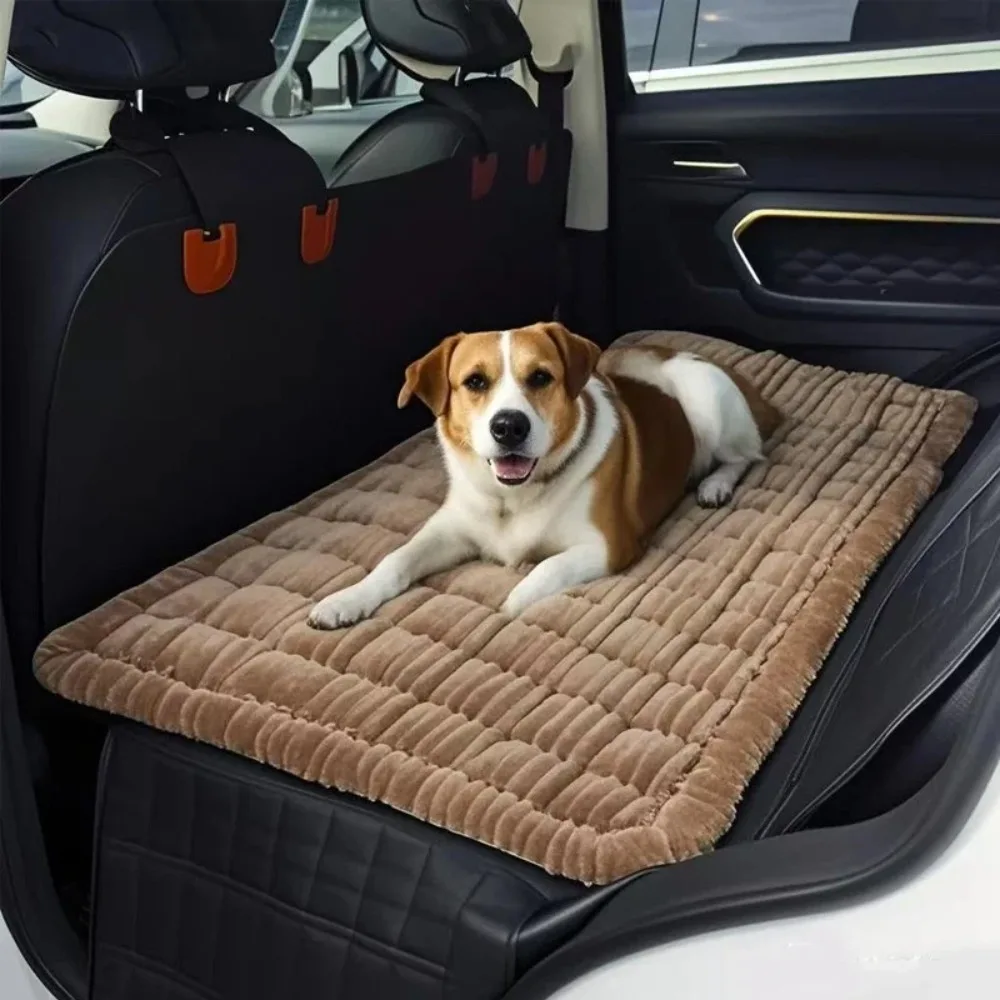 Heavy Duty Non-Slip Pet Car Seat Cover Wear Resistant Easy Clean Floor Liner for SUV Sedan Truck All Dog Breeds view 4