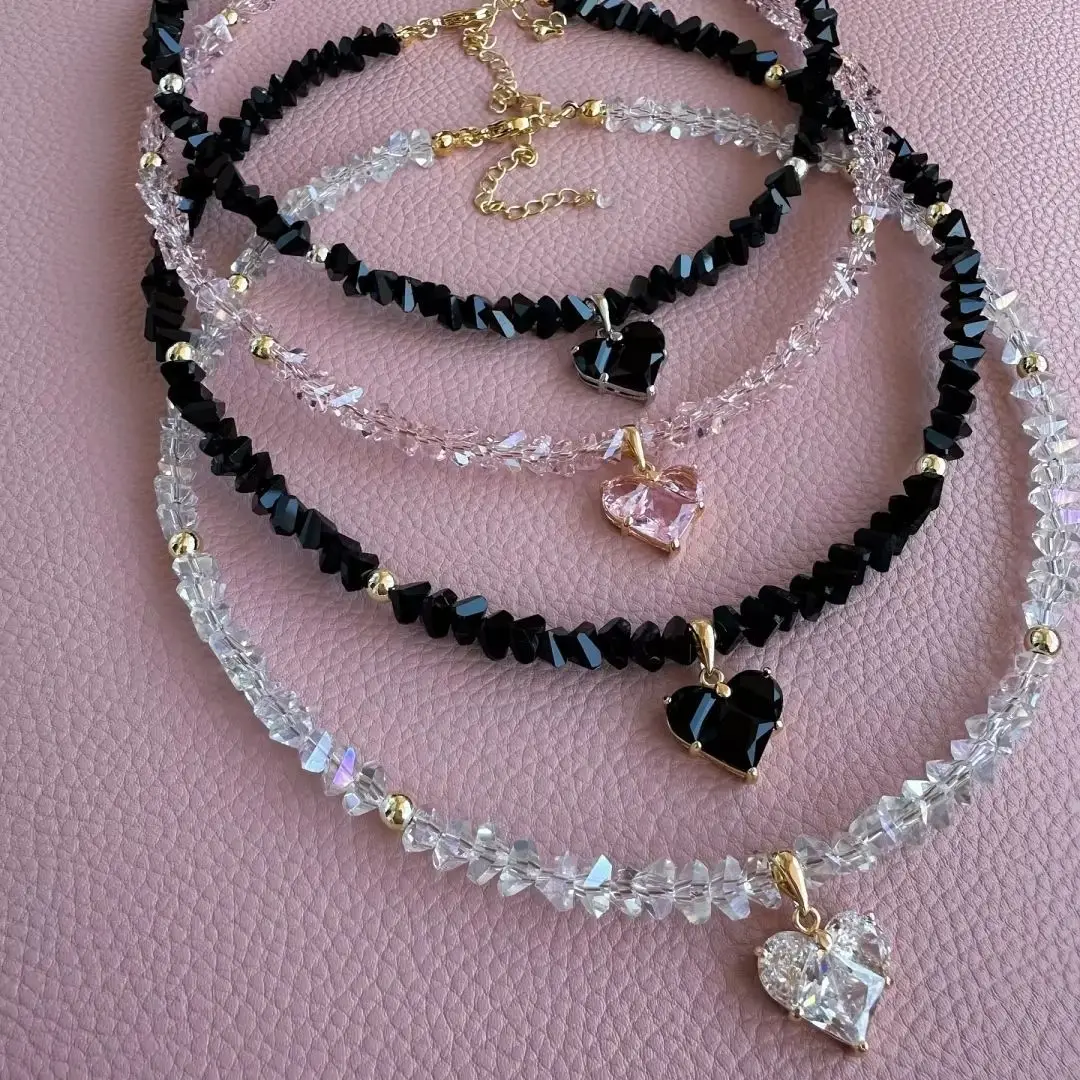 

Fashion Vintage Sexy Zircon Heart Pendant Necklace for Women Female Boho Geometric Baroque Transparent Crystal Chain Jewelry