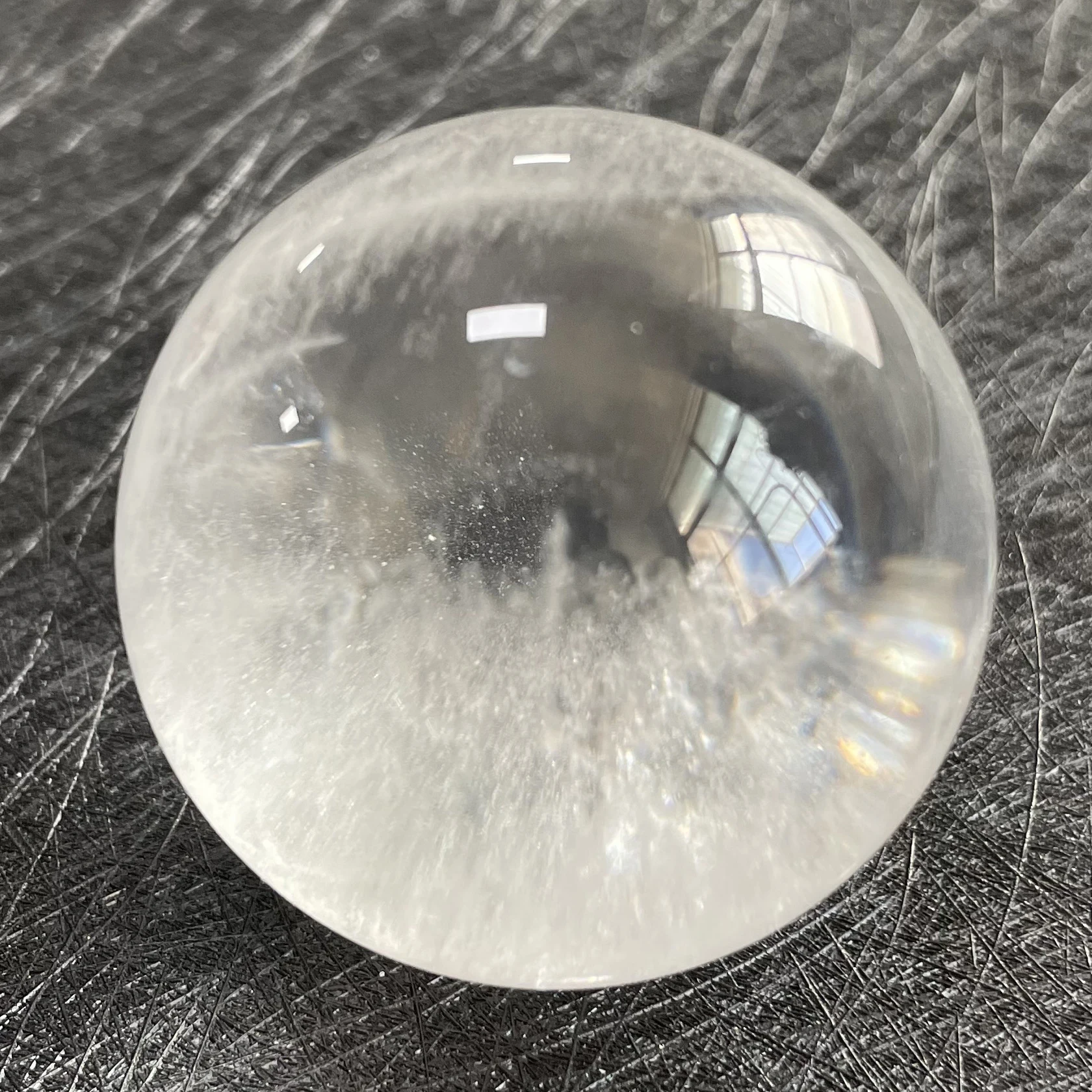 153g Natural Stone Clear Quartz Crystal Ball Rainbow Sphere Polished Rock Reiki Healing B662