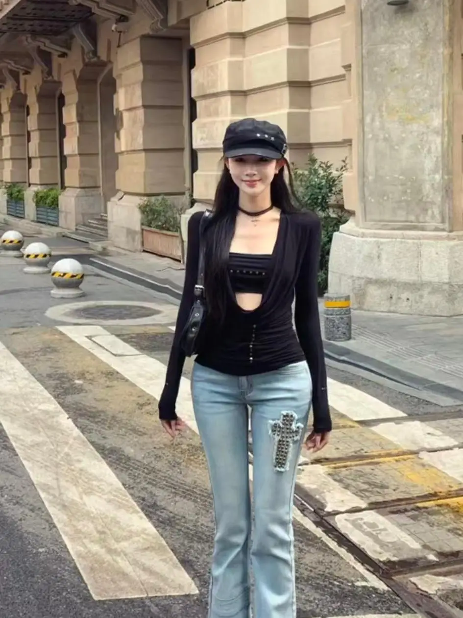 

American Style Long Sleeve T-Shirt Women's Fashion Set Crossbody Rivet Neckline Black Top Two-Piece Set Trendy Winter Wear