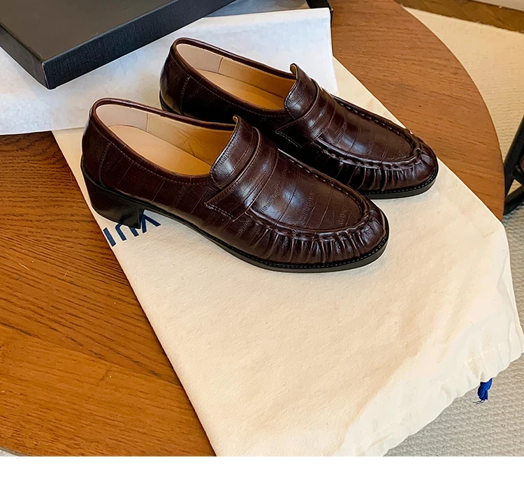 Genuine Leather Vintage Pleated Loafers,new Versatile Thick-soled British-style Small Leather Shoes,all-match Work Shoes, Trendy