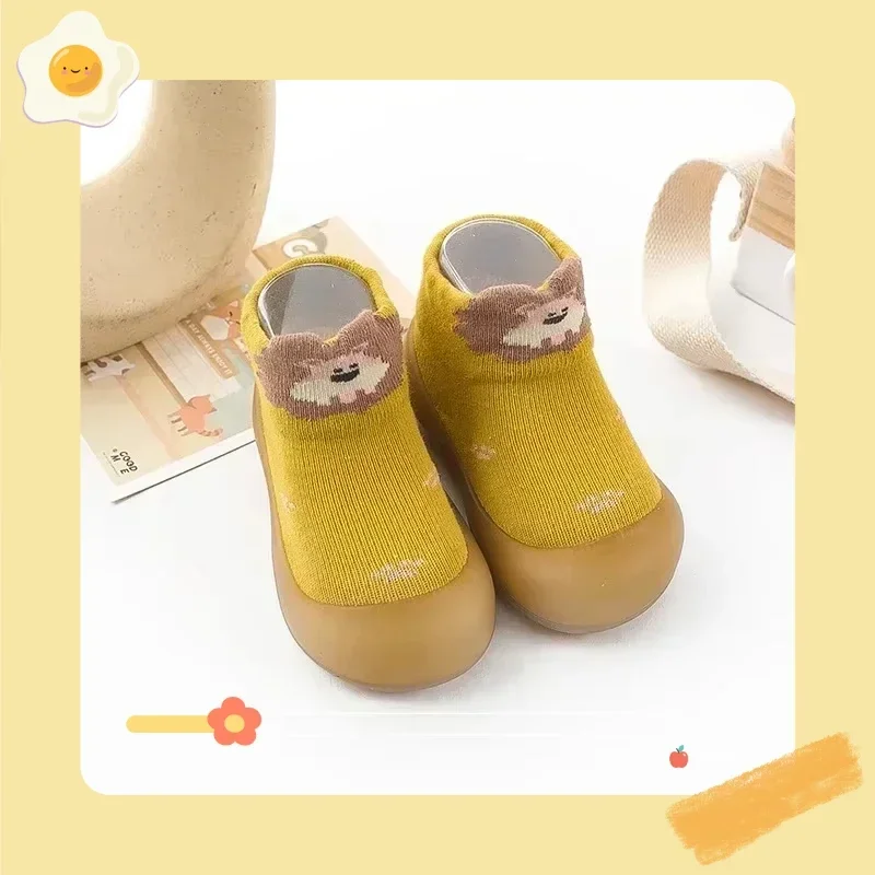 Sepatu Kaus Kaki Lantai Dalam Ruangan Bayi Gaya Klasik Sepatu Balita Bayi Sepatu Anak-anak Bersol Lembut Musim Gugur Musim Dingin Anti-selip Bersirkulasi