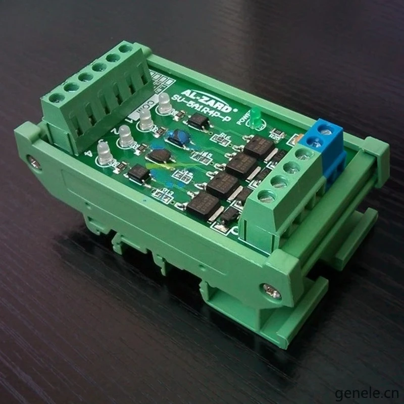 circuito-di-controllo-dell'azionamento-dell'amplificatore-di-potenza-plc-al-zard-con-ingresso-e-uscita-a-4-vie-sv-5a1r4p