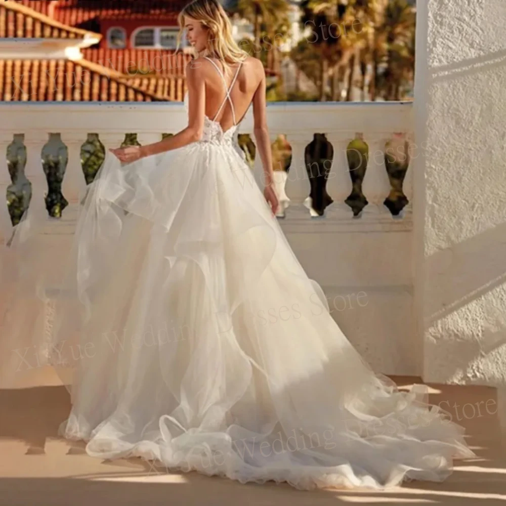 Vestidos de casamento femininos simples, vestidos de noiva sem costas, apliques de renda linha A, joias princesa, cintas de espaguete, 2024