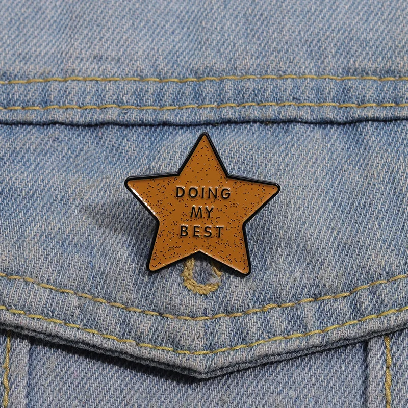 Five Pointed Star Brooch Enamel Letter Retro Star Badge Metal Backpack Clothing Hat Minimalist Women Sweet Style Gift Pins