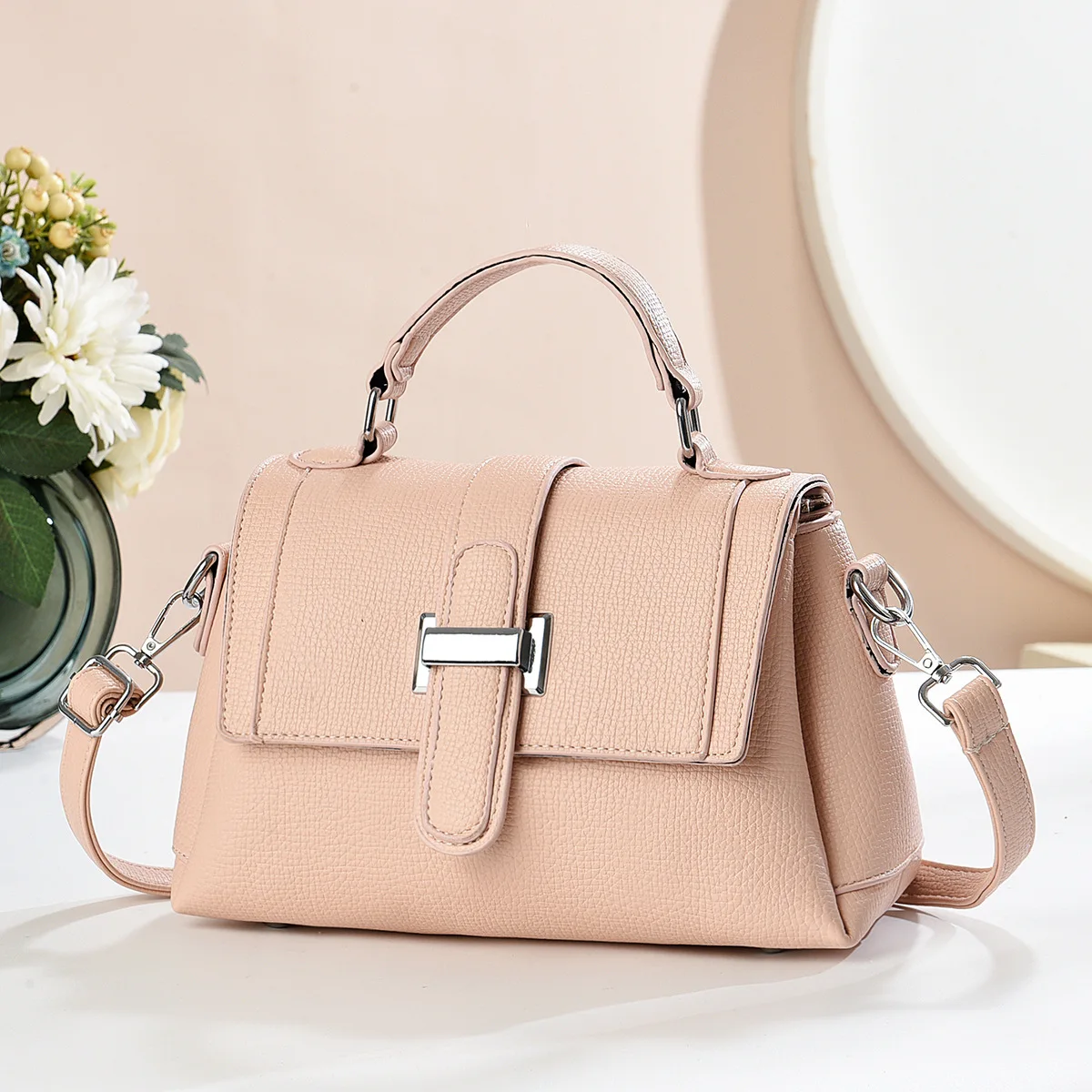 

2025 New Luxury Underarm Bag for Women Fashion Shoulder Bag with Top Handle, Minimalist Crossbody Purse for Daily Use