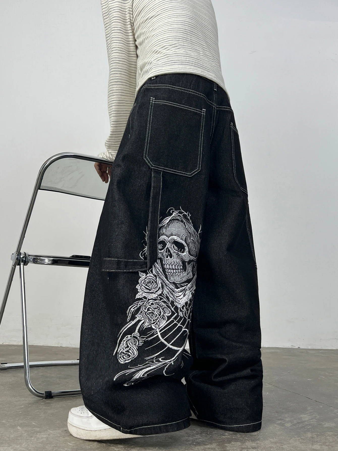 High Street Retro Rose Skull Embroidered Black Baggy Wide-Leg Jeans Men Y2K Street Hip-Hop Skate Fashion Versatile Pants