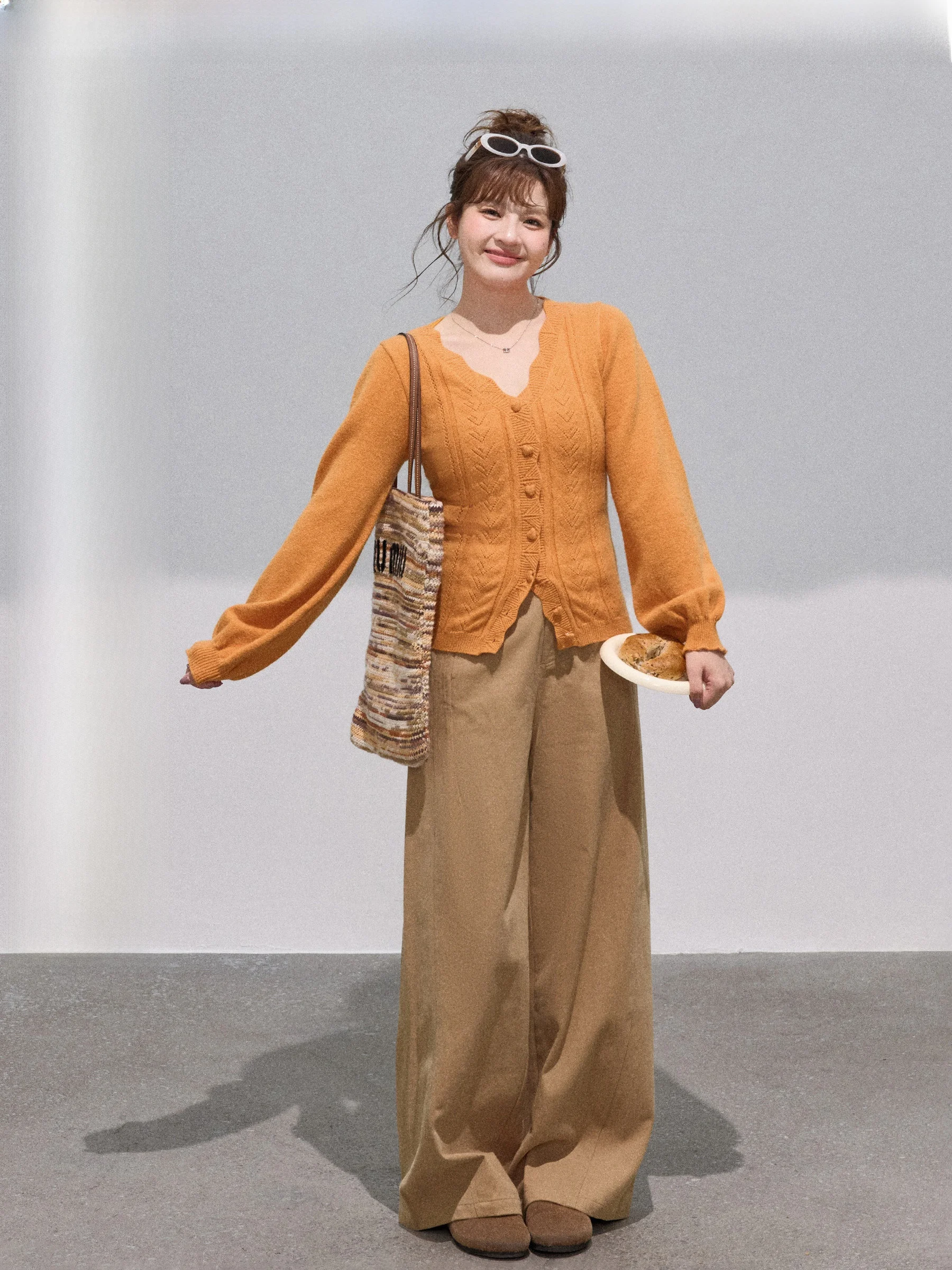 

Комплект JULULOOK: Вязаный свитер большого размера с V-образным вырезом, повседневные брюки и топ с рукавами-фонариками для полных женщин, осенняя модная одежда