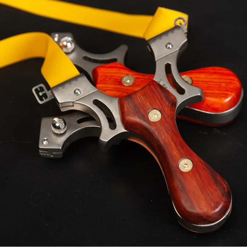 

New Outdoor Sports Stainless Steel Slingshot Solid Wood Patch Handle Flat Leather Rubber Band Boy Toy