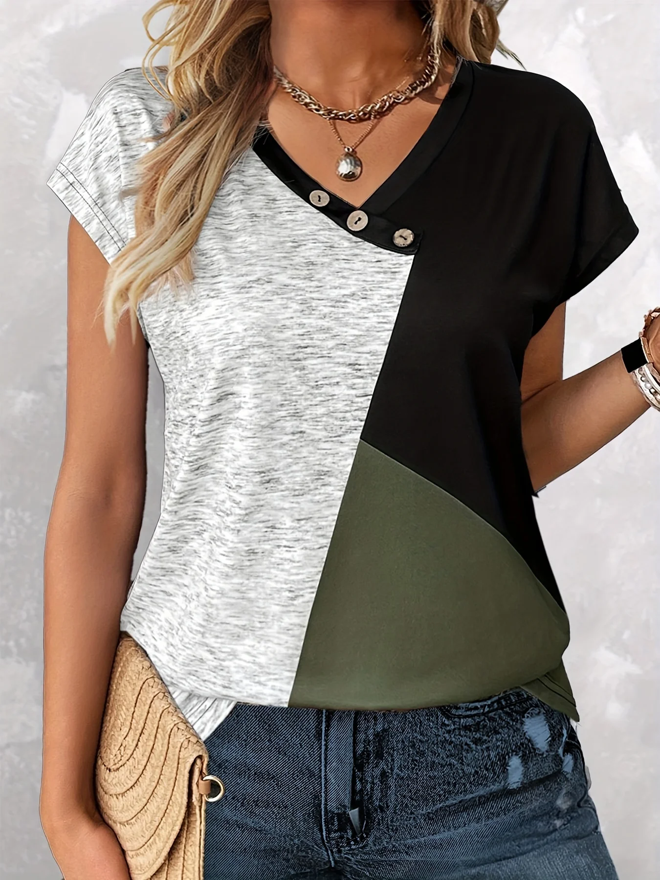 Plus Size Casual Top, Women\'s Plus Colorblock Button Decor V Neck Cap Sleeve Top