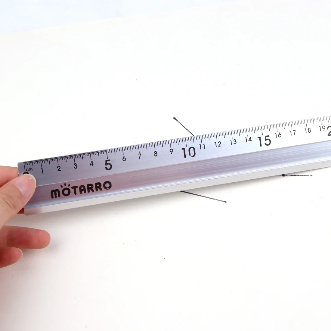 1Pcs 20cm Straight Scale Ruler Aluminum Alloy Ruler Anti Slip Laser Calibration Ruler Woodworking Drawing Tool Office Dab pen