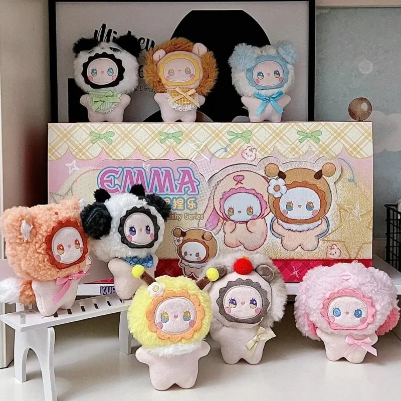 

Emma Fuzzy Family Squishy Series Blind Box Cute Emma Secret Action Figure Doll Mystery Box Surprise Bag Pendant Decor Gift Toys
