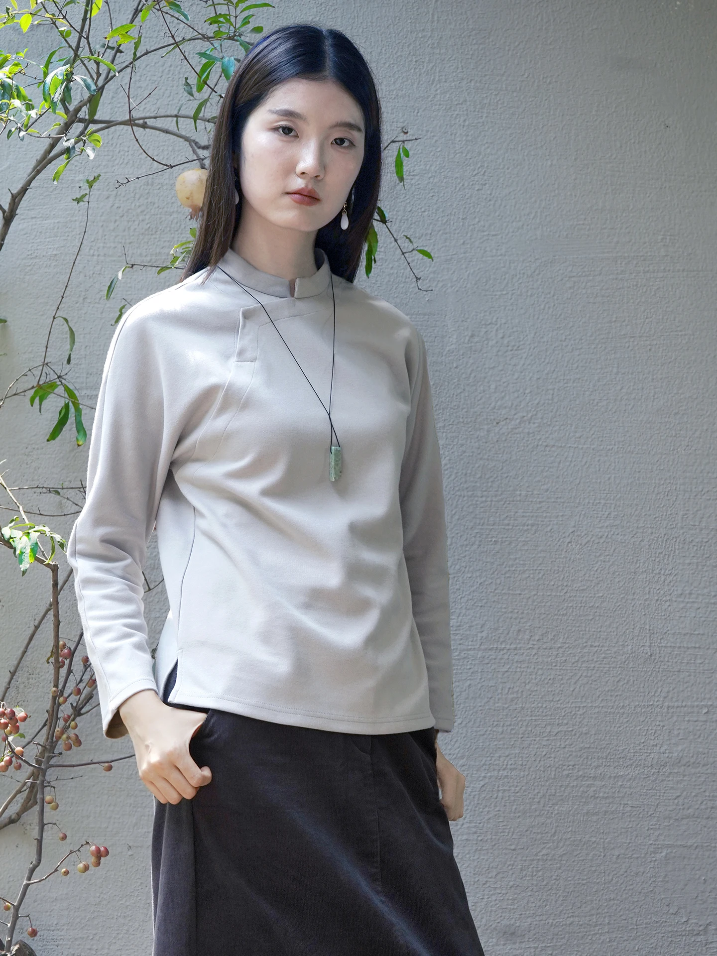 

Thi Хлопковая трикотажная двухслойная футболка Overhead Sle National Trend Улучшенный топ в китайском стиле с длинным воротником-стойкой