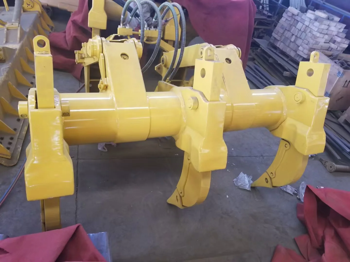 Excavator Bulldozer Ripper Three Shank Ripper Impact Ripper Loosening Equipment Soil Cracking Equipment