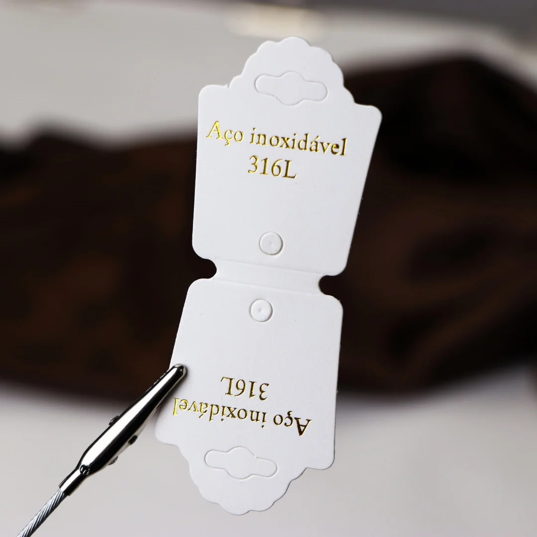 

100 шт., блестящая золотая печать, белая бумага, сложенная голова, карта для цепочки, ожерелья, нержавеющая сталь 316L, упаковочная доска для ювелирных изделий, поставка «сделай сам»