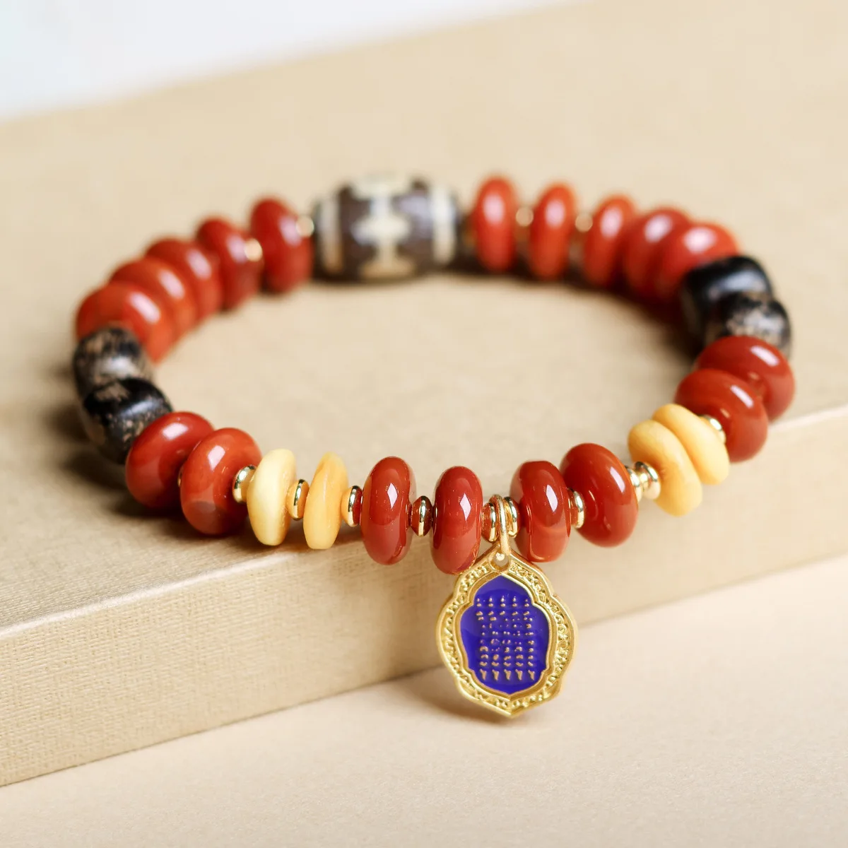 

Оригинальный браслет Duobao из южного красного агата, пчелиный воск, лазурит, лазурит, яшма, звезда, порошок, китайский стиль, удача, ручная веревка, ювелирные изделия