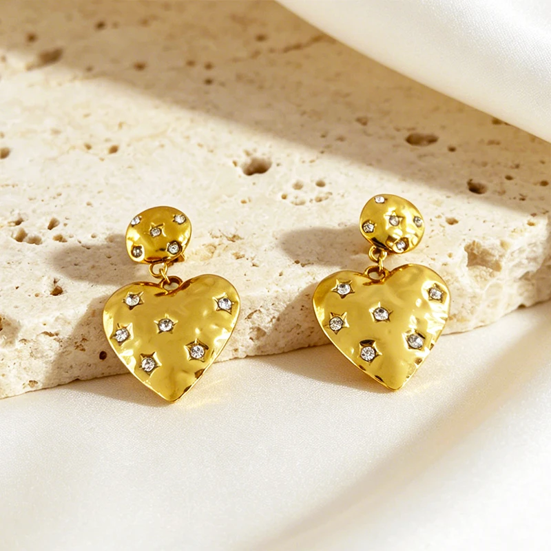 Rhinestones Starry Heart Ear Clips for Women 18K Gold Plated Stainless Steel Waterproof Earrings Niche Jewelry Gift