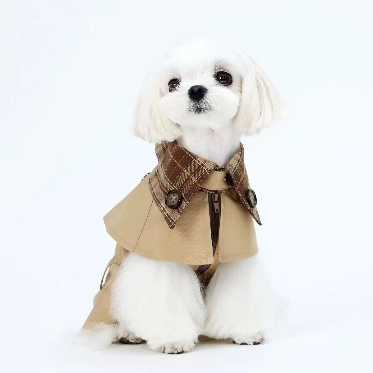 

Fashionable Dog Clothing, Cloak Style Coat, Pet Vest, Cloak, Small And Medium-sized Dog And Cat, Spring And Summer Pet Clothing