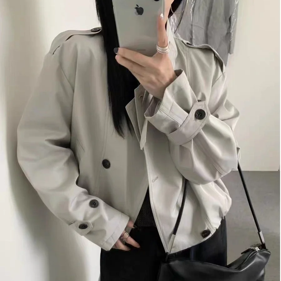 

Women's Autumn 2025 Khaki British Style Stand Collar Double Breasted Coat Short Outerwear Top Fashion Commute Long Sleeve