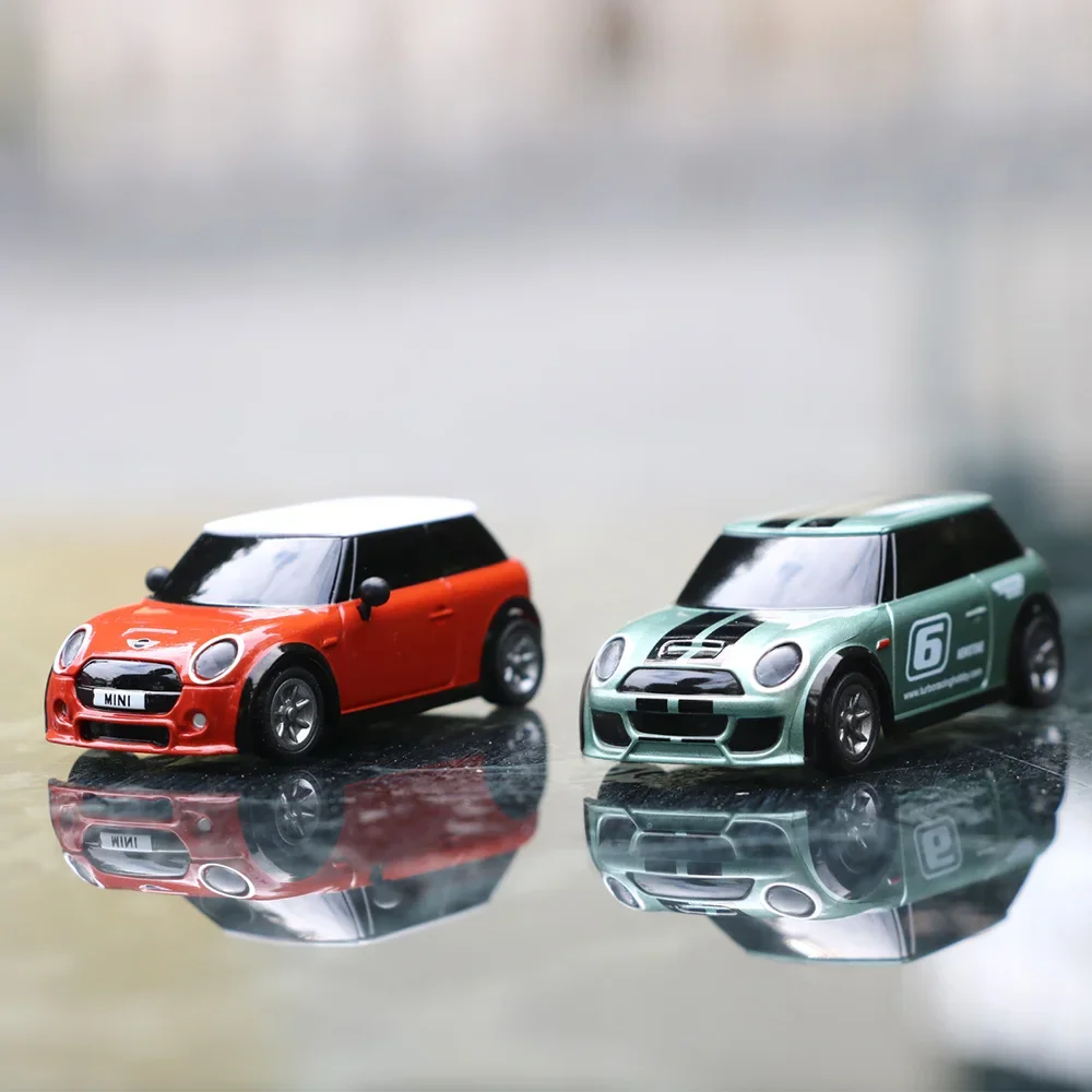 

Turbo Racing 1:76 RC Car RTR Kit Speed Sports Car with 2.4GHZ Remote Control System toys for boys kid's Christmas Gift