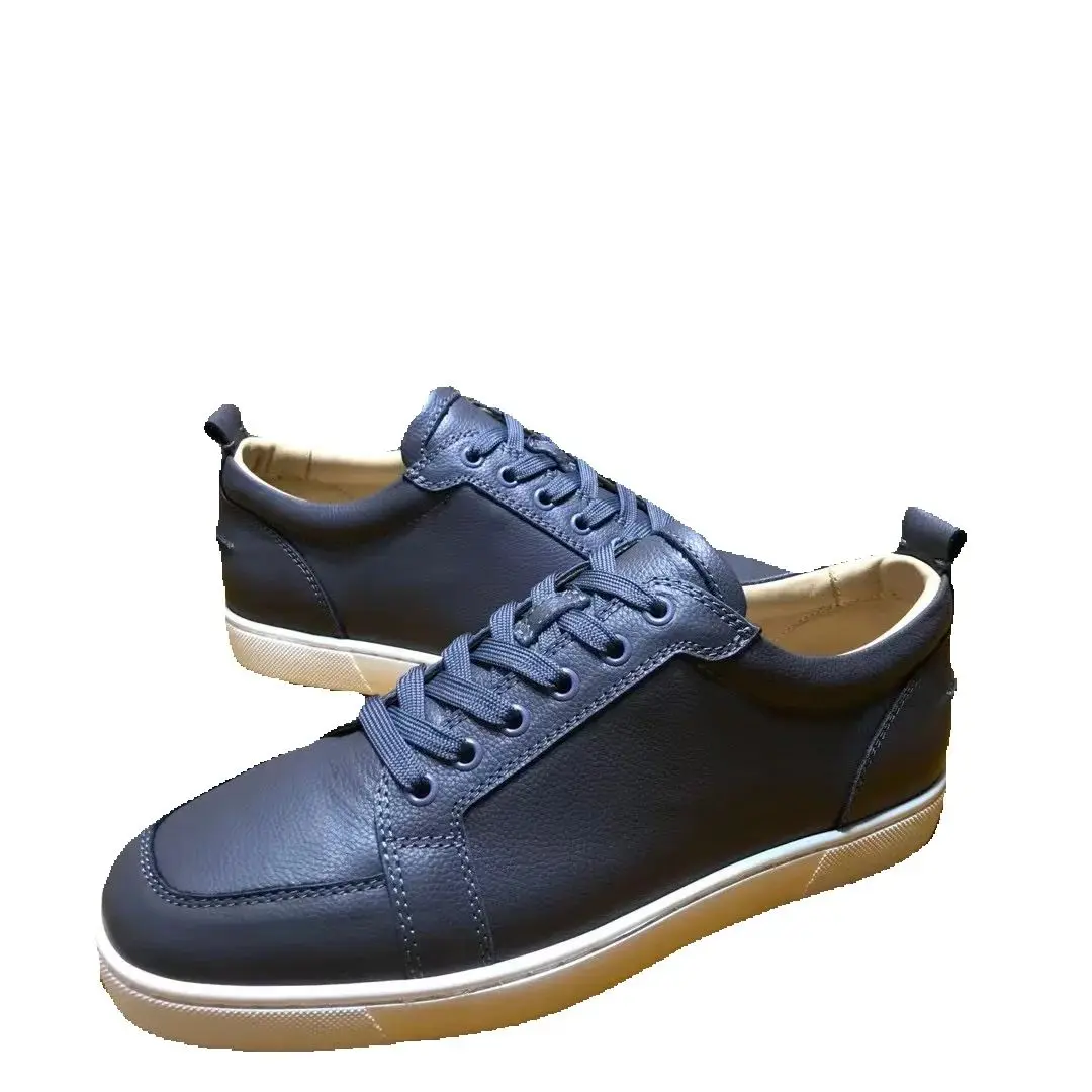 

Роскошные мужские низкие кеды с заклепками, прогулочная повседневная обувь на плоской подошве, обувь на шнуровке, кроссовки, синие кожаные кроссовки с красной подошвой, сетчатые туфли для мужчин