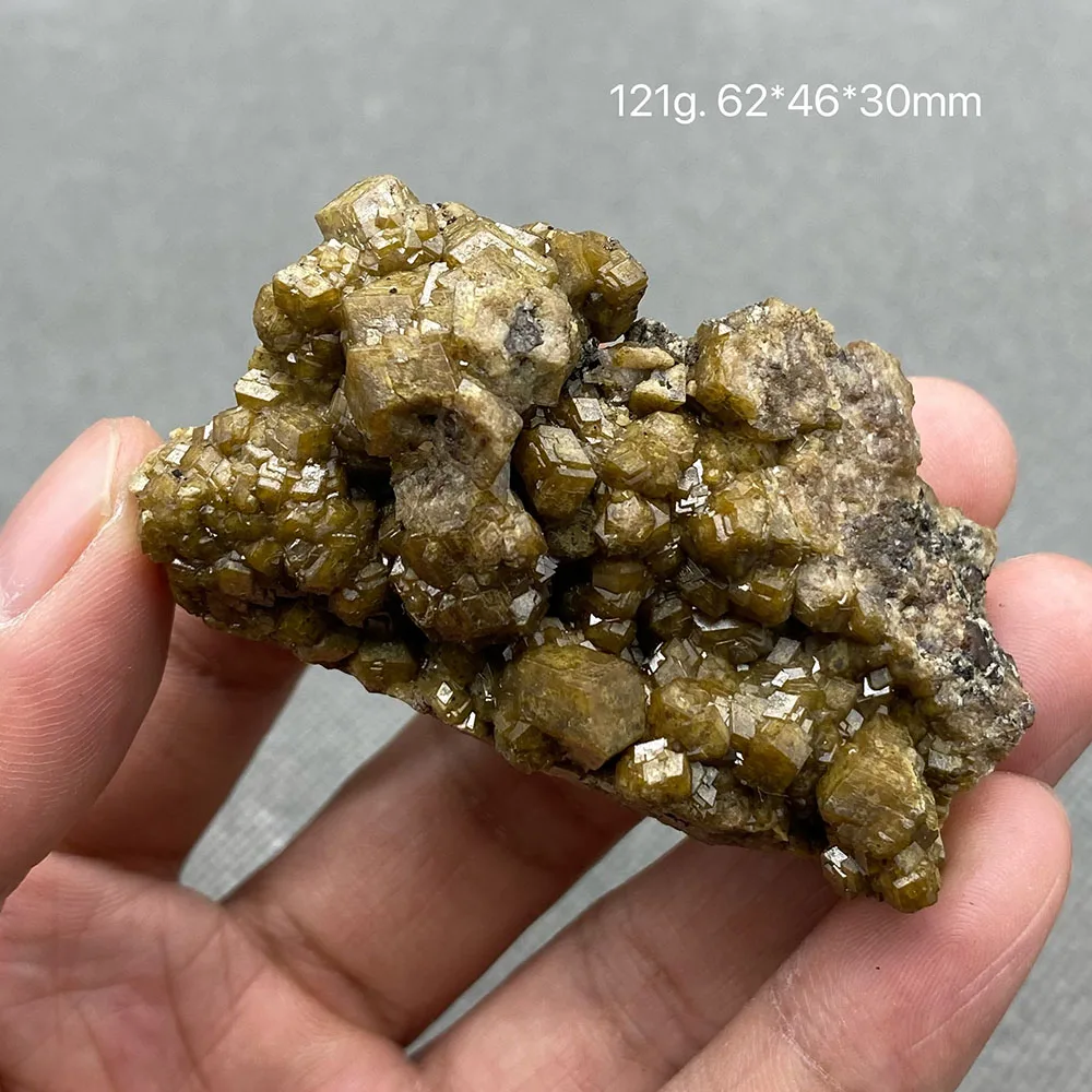 100% natural Inner Mongolia garnet raw stone and lamellar calcite ore crystal specimen