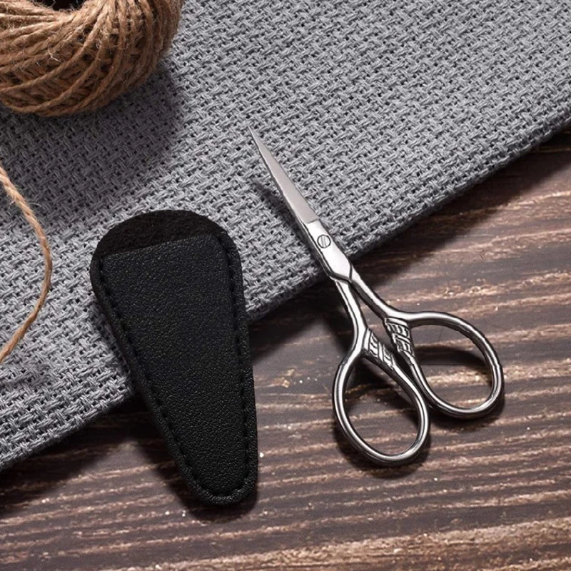 Tijeras pequeñas de acero inoxidable para el cuidado de las cejas, 1 piezas, para manicura de uñas, cutículas, barba y bigote, recortador de pelo de nariz