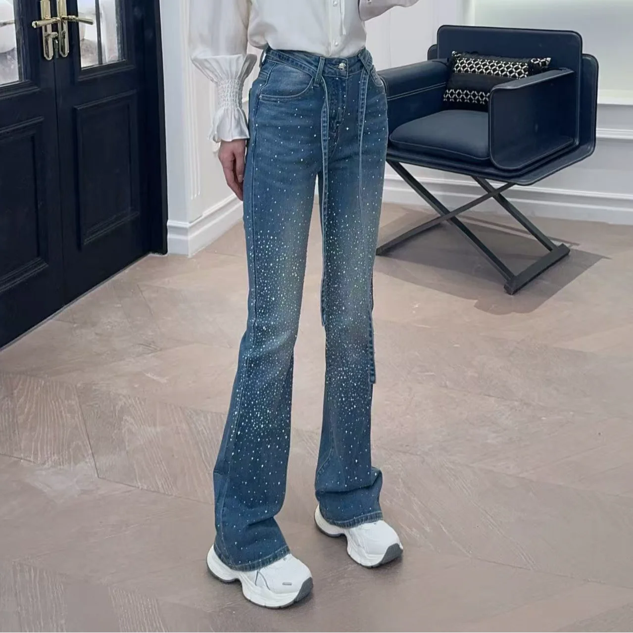 

Faion Casual Diamond Embellied Flared Jeans Versatile Cotton Spring Summer Autumn HUANG VINI Women's Denim