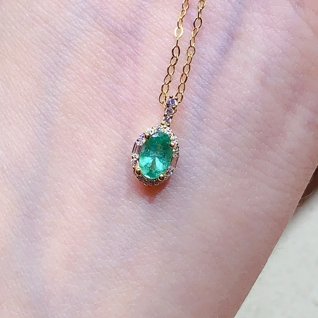 Sparkling Classic Simple Laboratory Emerald S925 Sterling Silver Pendant  A Beautiful and Elegant Jewelry Piece To Showcase