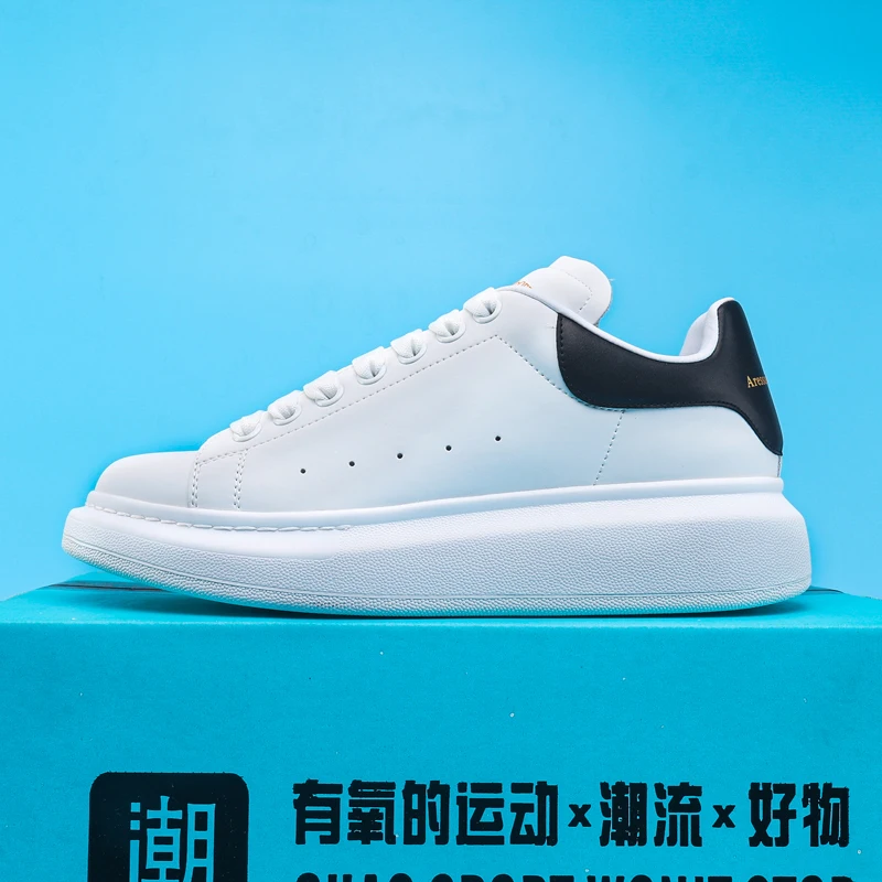 Classic white shoes for men and women, high-rise sports board shoes, and comfortable jogging shoes for couples