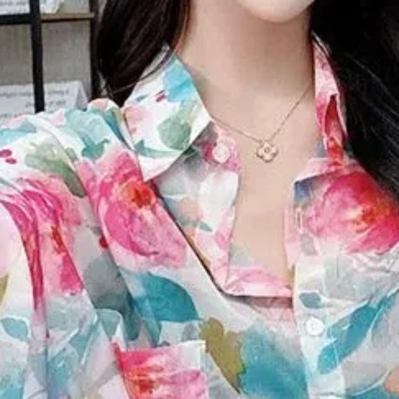 2024 Summer Women\'s Casual Fashion Elegant Commuter Lapel Printed Button Loose Chiffon Shirt Slimming Long sleeved Top