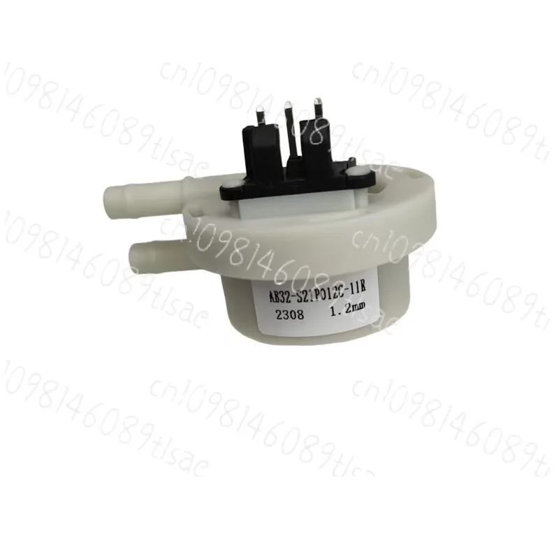 Расходомер AB32-S21P020C-11R AB32-S21P012C-11R для контроллера EGEK010 EGEK020. Наличие на складе.
