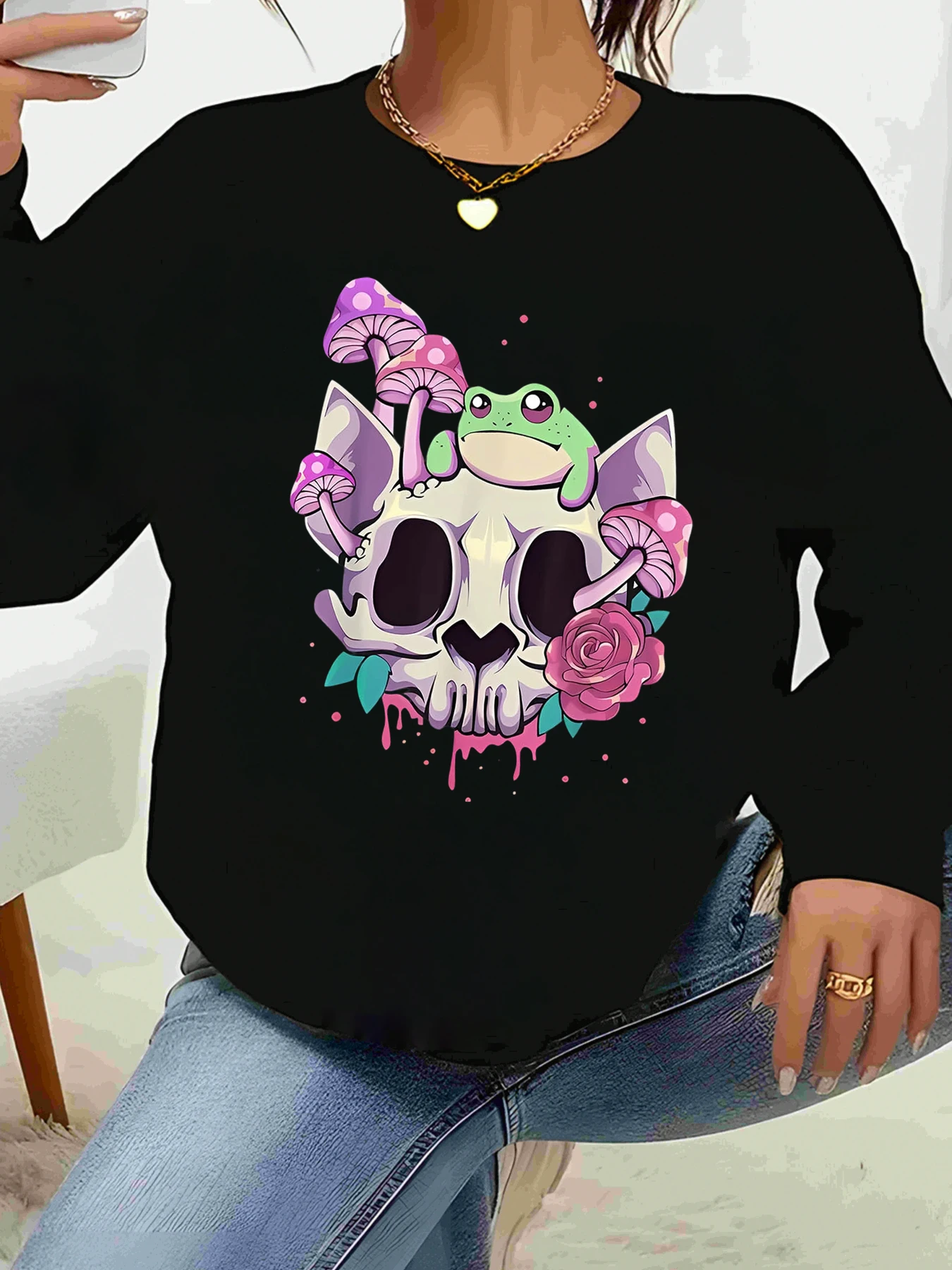 

Свитер с длинными рукавами и принтом лягушки, гриба и черепа на Хэллоуин, женская повседневная одежда, готическая мода